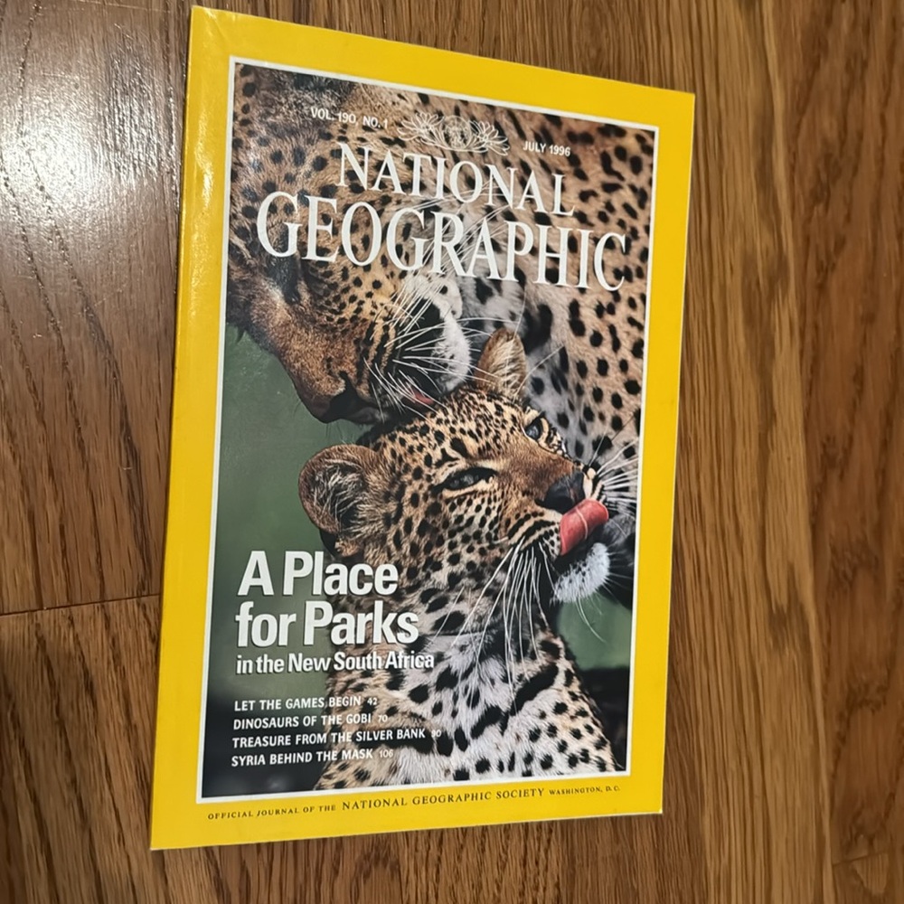National Geographic 1996 Issues with Maps - Picture 8 of 13